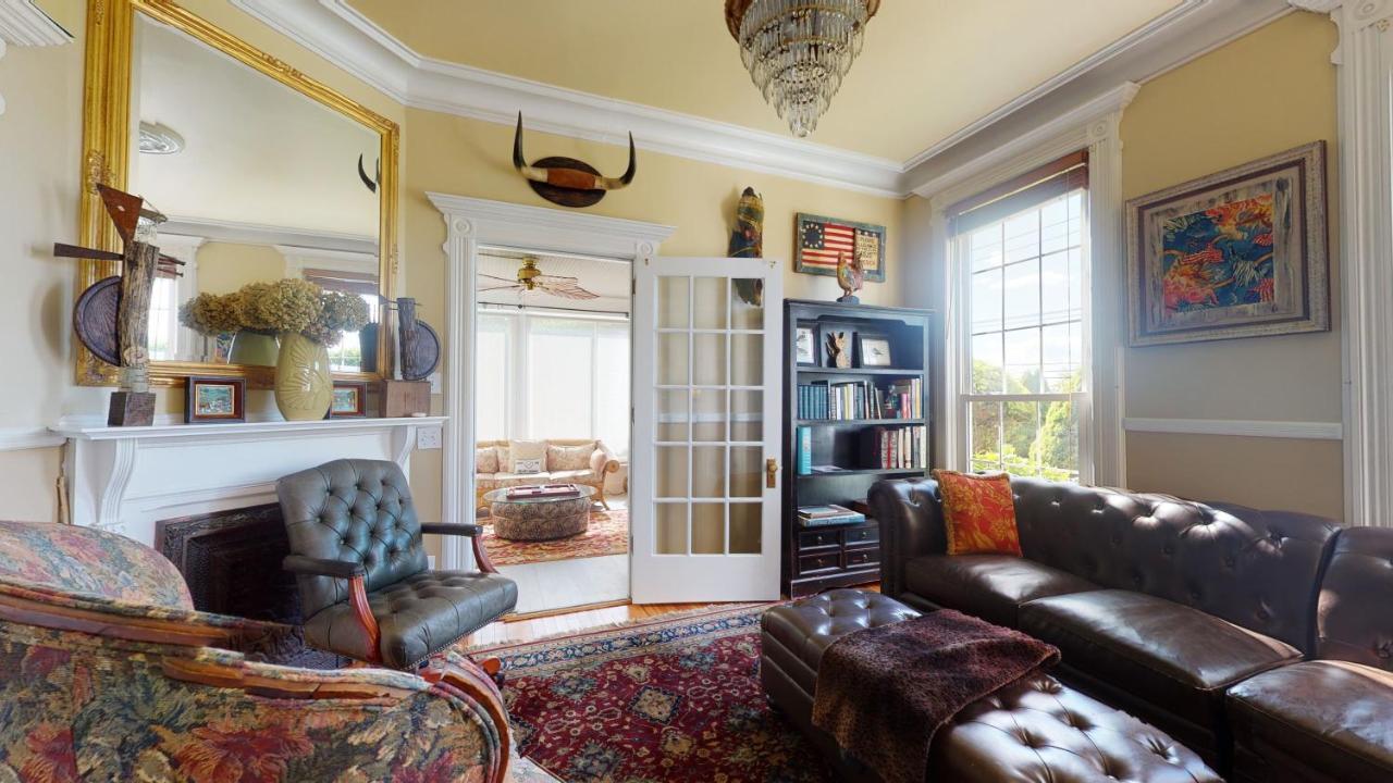 Shorecrest Bed And Breakfast Southold Eksteriør billede