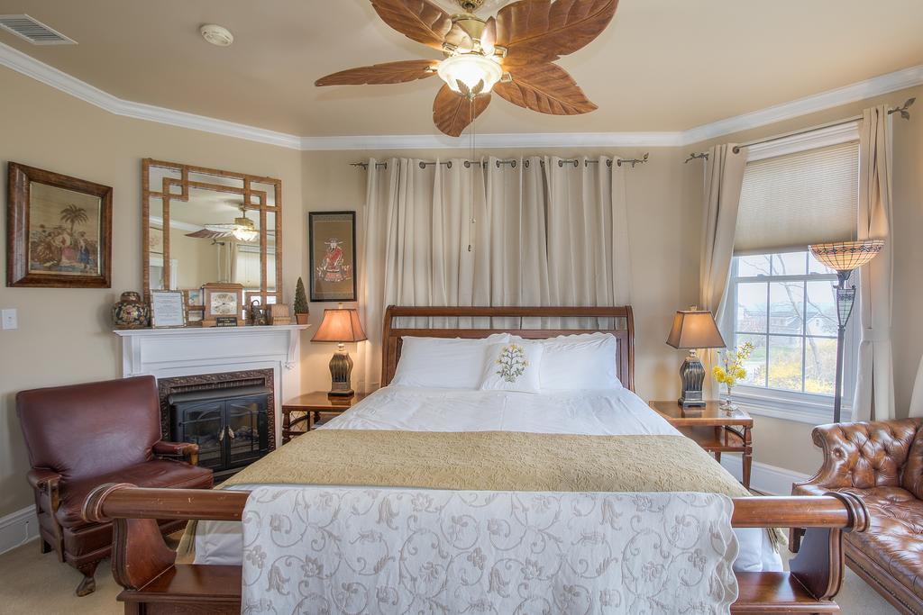 Shorecrest Bed And Breakfast Southold Eksteriør billede